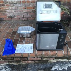 Brand New Commercial Oil Fryer Tested Works Perfectly when you come ill fully test it for you 