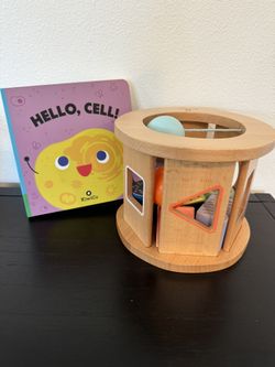 Kiwi Co Cell Shape Sorter