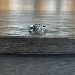 Women’s Ring 