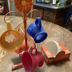 Vintage cozy Cups And Hanger 1970s