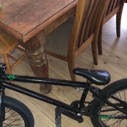(BMX Fitbike Black) Green Grips Blue Pegs) Local Pickup Only!)