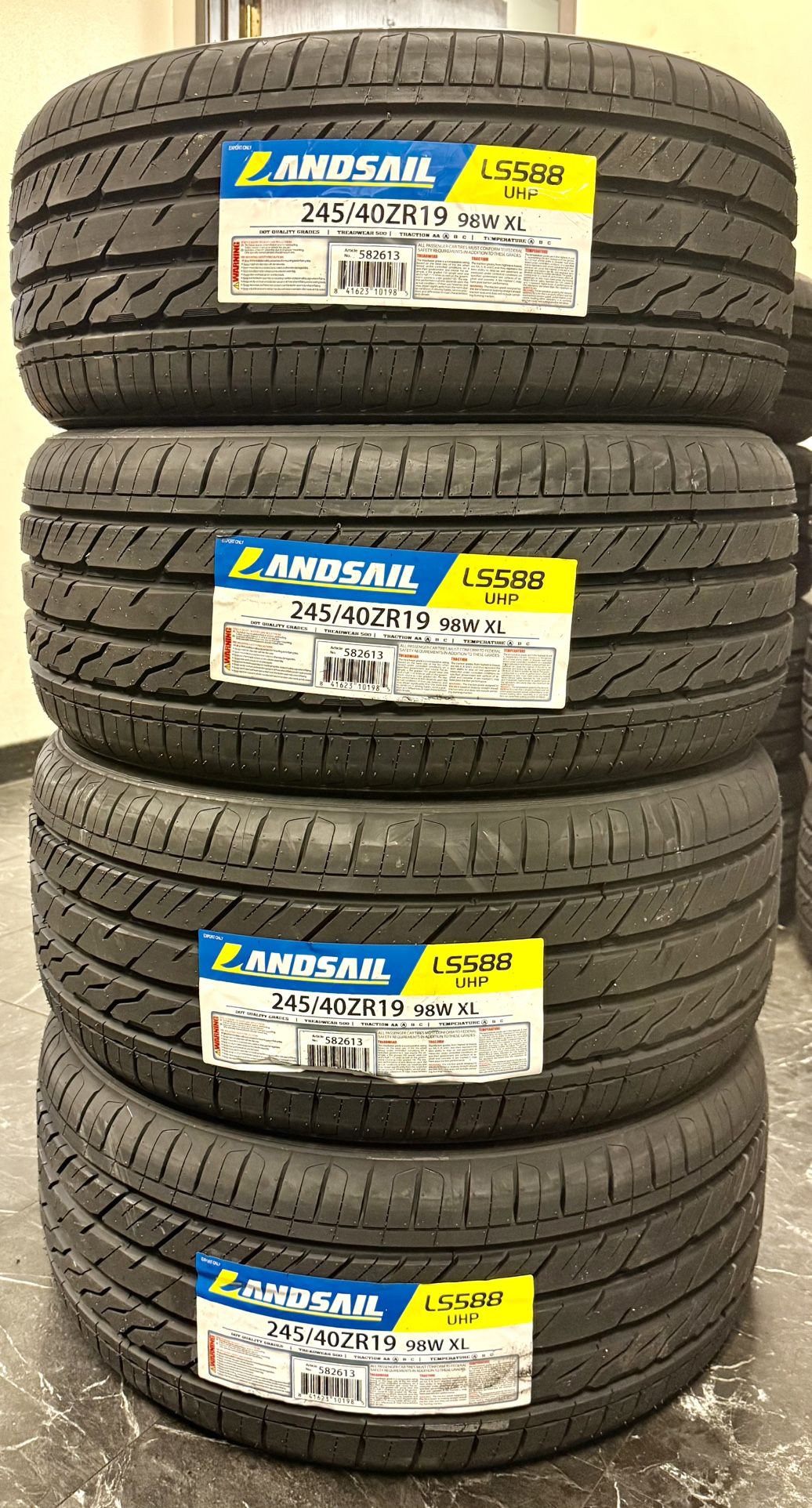 245/40/19