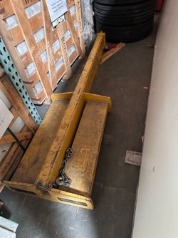 Forklift Jib Boom Attachment 2000lb Capacity