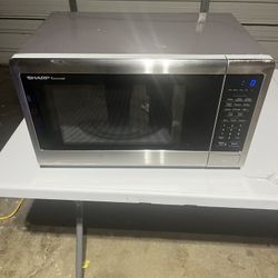 Sharp Carousel 1000w Countertop Microwave