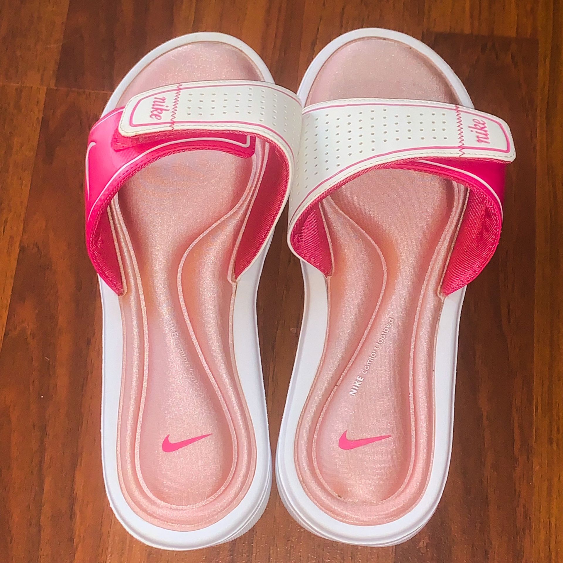 womens nike memory foam slides