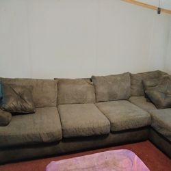 Sectional Sofa With Pillows