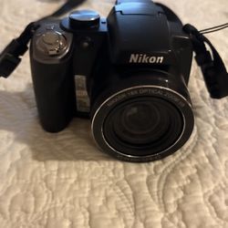 Nikon Coolpix P80 with Camera Bag