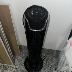PELONIS 42’’ Oscillating Tower Fan with Aromatherapy Diffuser