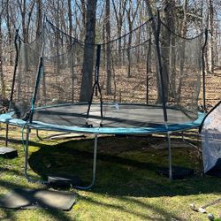 15’ PROPEL TRAMPOLINE 