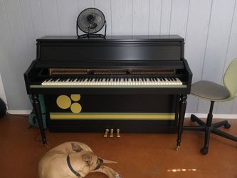 Piano sale can deliver