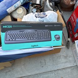 Logitech Keyboard Combo Mk320