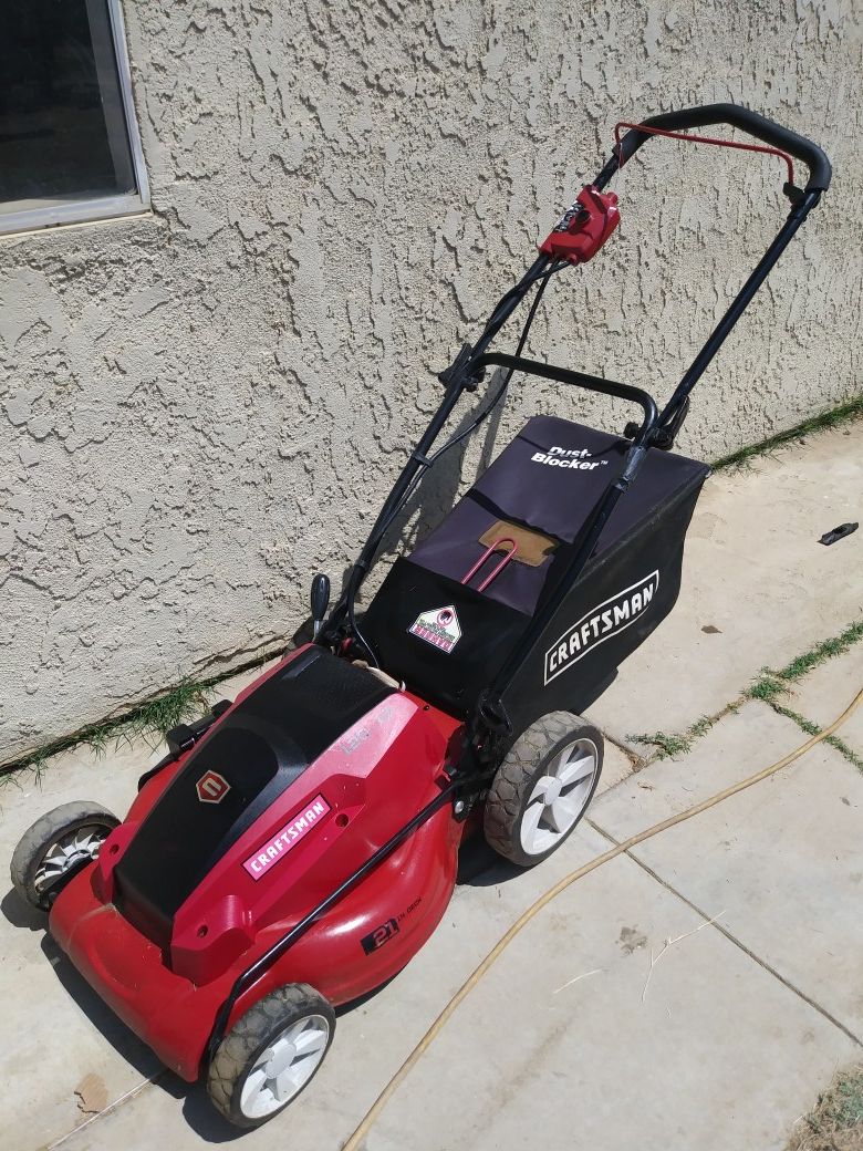 Craftsman Electric lawn mower for Sale in Perris, CA OfferUp