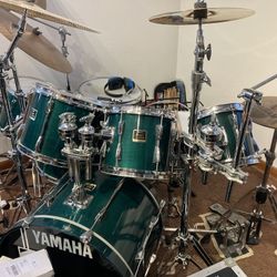 EIGHT Piece Late 90s Yamaha Stage Custom Drum Set In Marina Green Color..Please Read!