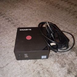 GIGABYTE Brix GB-BSi3HAL-6100