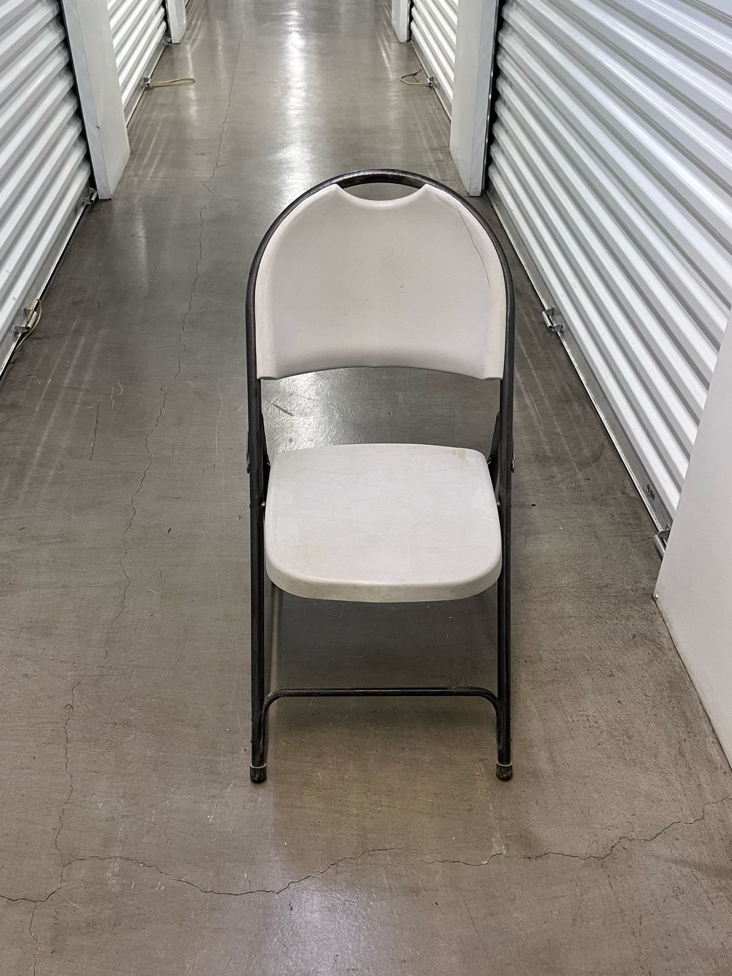 Foldable chairs
