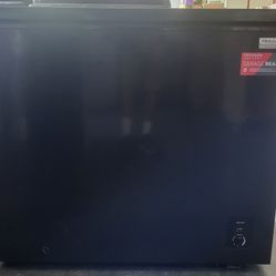 Freezers
Frigidaire 7.0 Cu. Ft. Chest Freezer
(Making Way For New Inventory Sale)