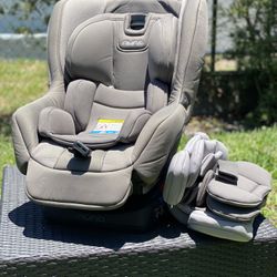 NUNA RAVA Car Seat 