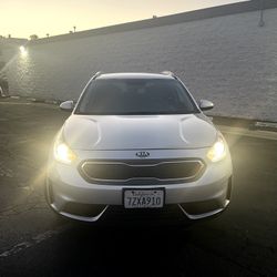 2017 KIA Niro