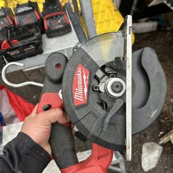 Milwaukee Battery Operated Tool