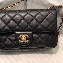 Chanel Classic Shoulder Bag Black