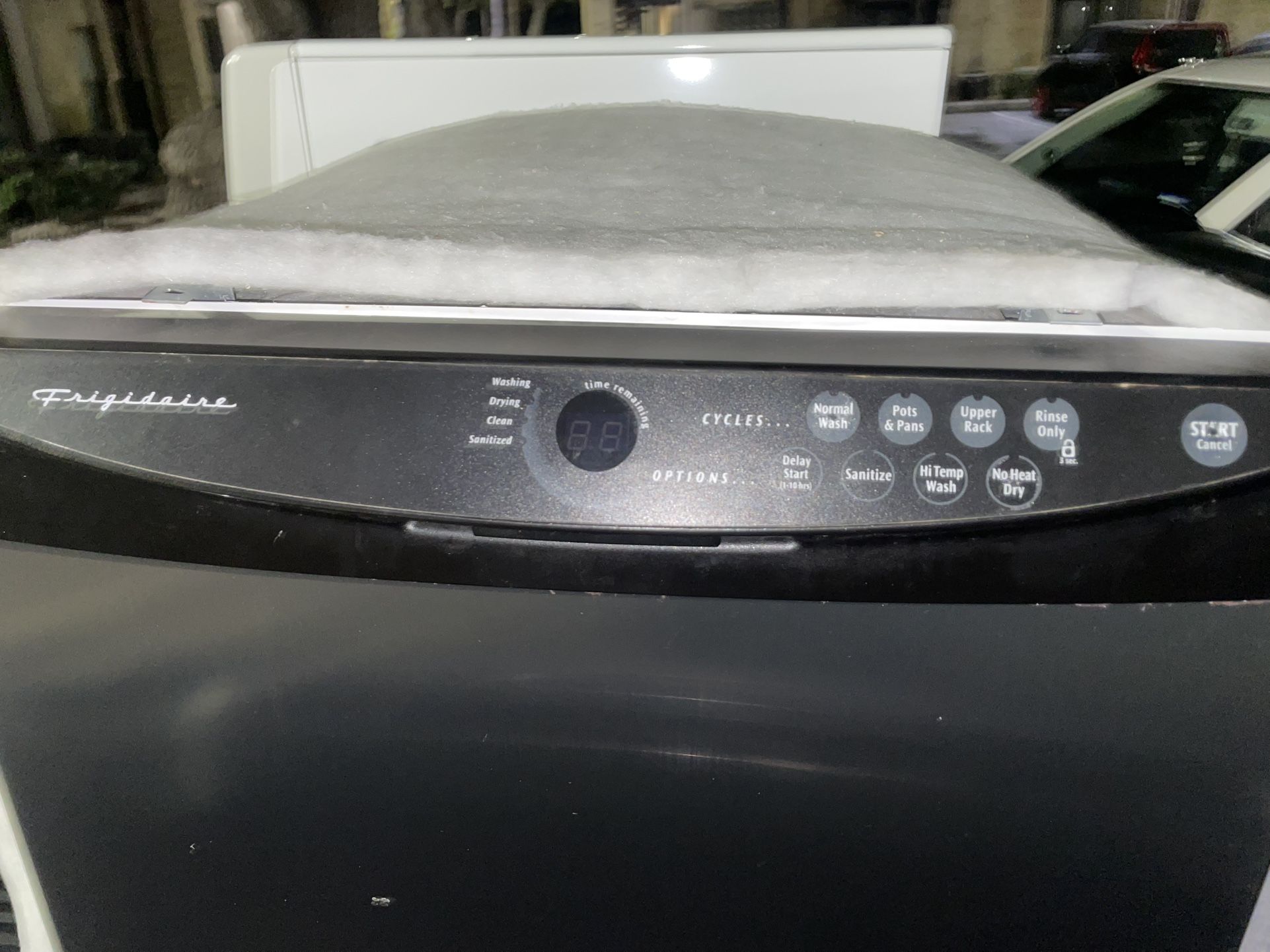 Almost New Fridgidare. Dishwasher