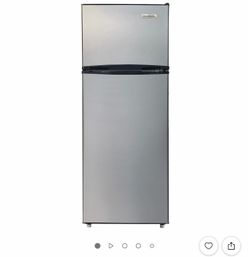 Frigidaire Top-Freezer Refrigerator Stainless Steel