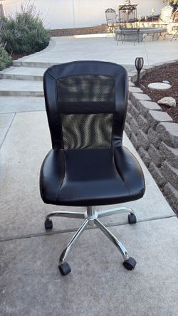 Desk chair.
