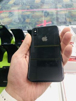 🔥🔥iPhone X 64Gb factory unlocked with warranty