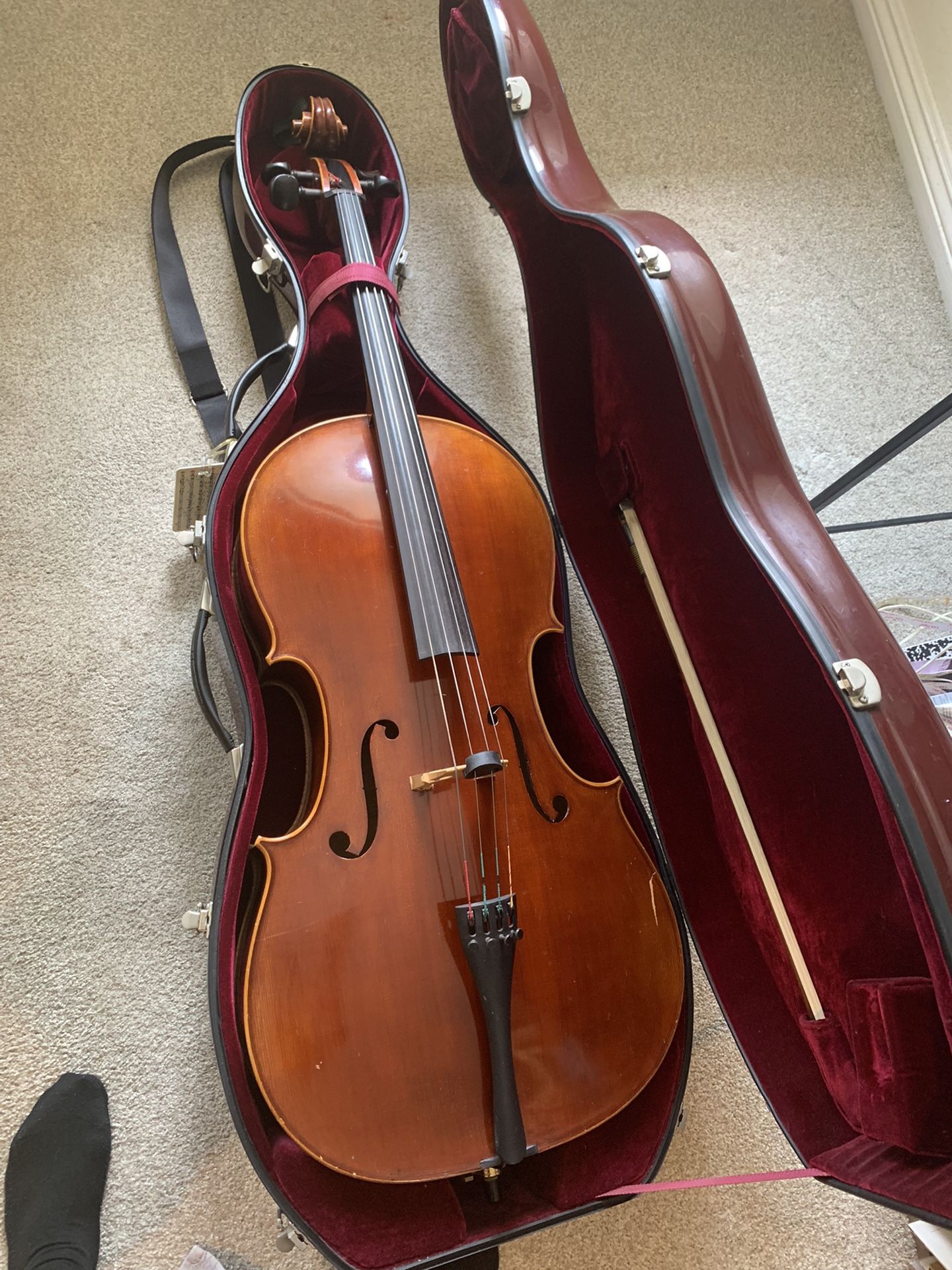 Franz Junger Geigenbauer Cello (+accessories) w Hard Fiberglass Case