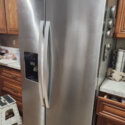 Whirlpool Fridge