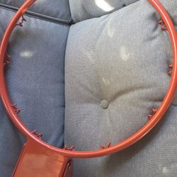 Basketball hoop
