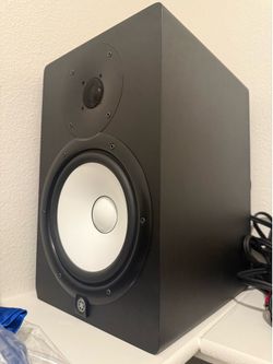 Yamaha HS8