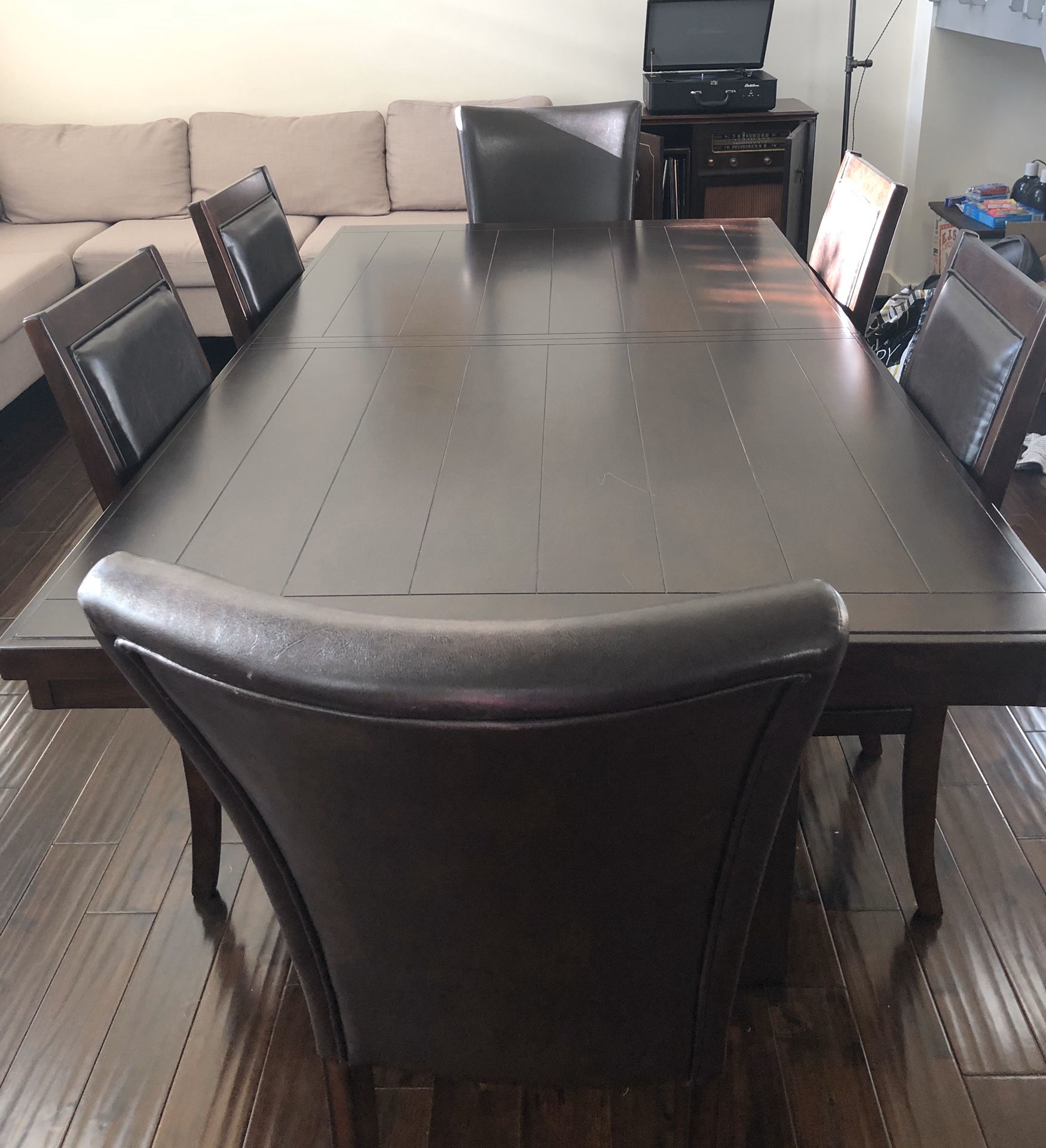 Dining table and 6 chairs