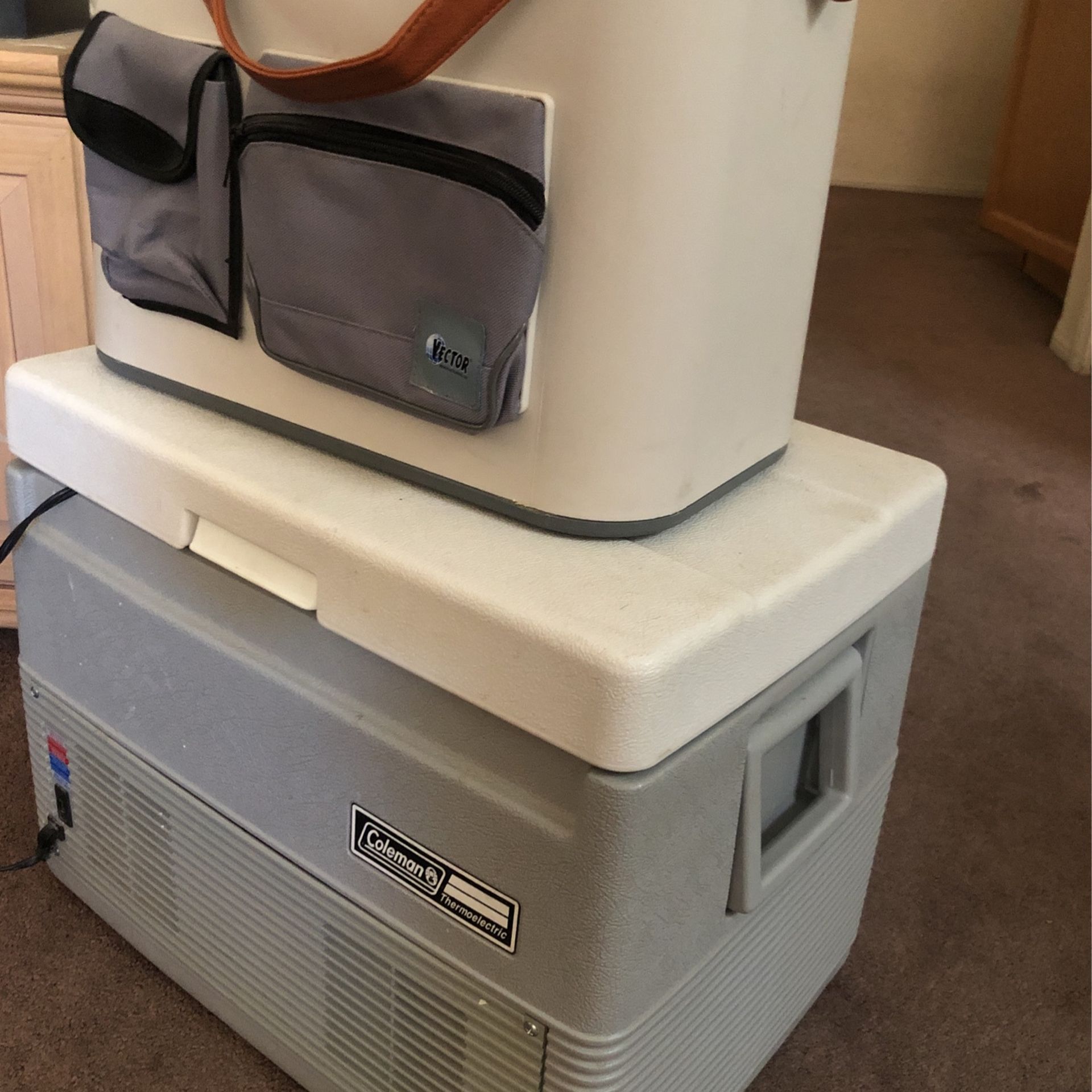 Vector/Coleman Thermoelectric Cooler And Heater Chest for Sale in