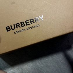 Burberry slides