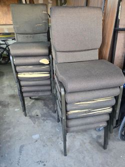 13 stackable chairs