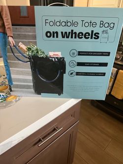 Foldable Tote Bag on Wheels