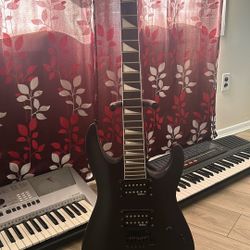 Jackson Dinky Arch Top JS22 DKA - Satin Black