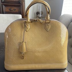 Louis Vuitton Vernis Alma GM