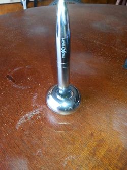 Pen whith magnetic base and light