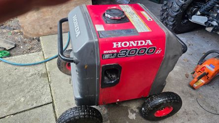 Honda EU3000is Generator  - With wheel set