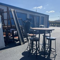 Kitchen Table And Chairs