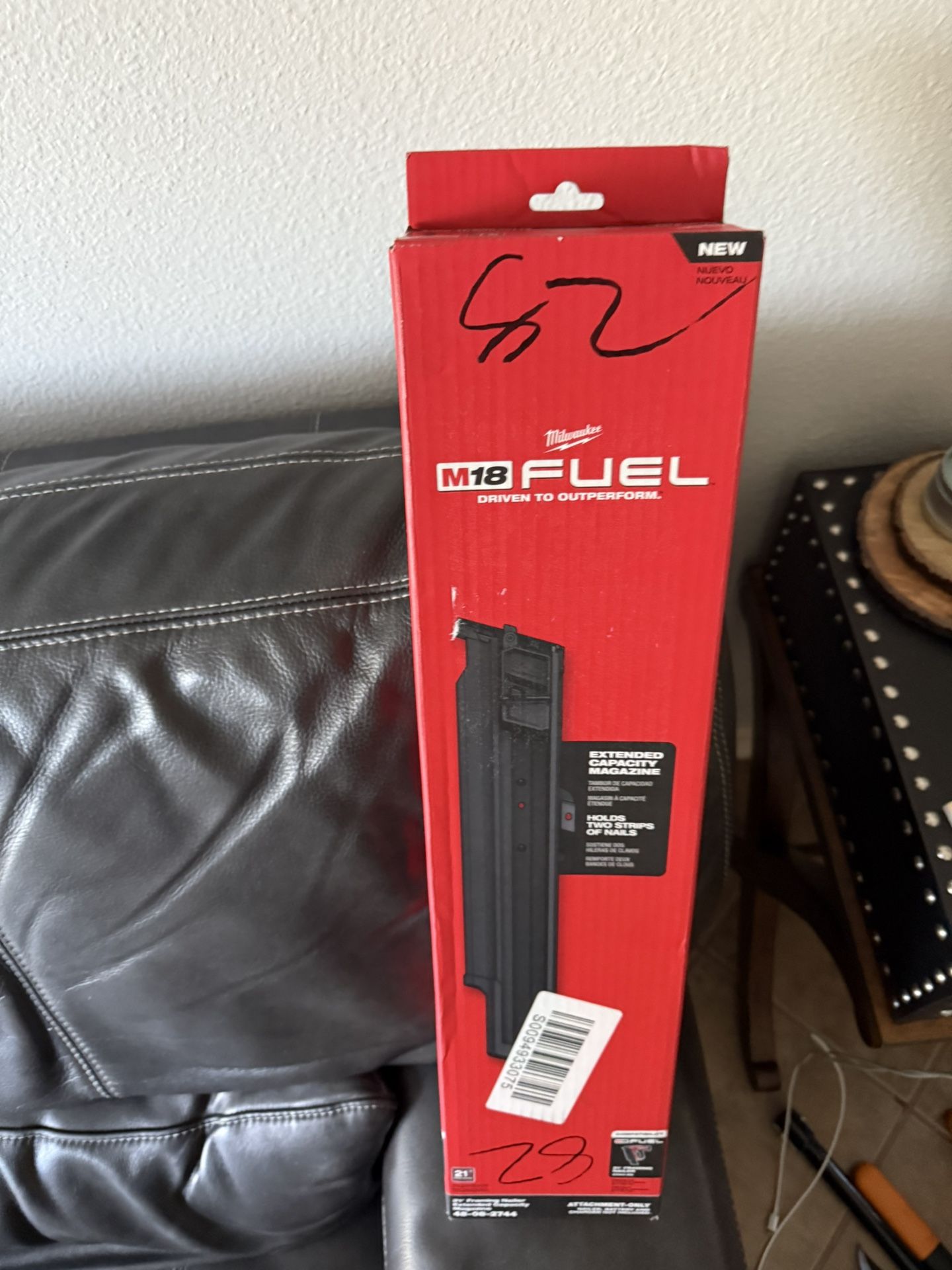 Milwaukee M18 FUEL 21-Degree Framing Nailer Extended Capacity Magazine