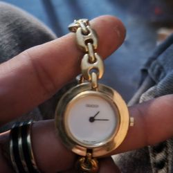 Gucci watch 