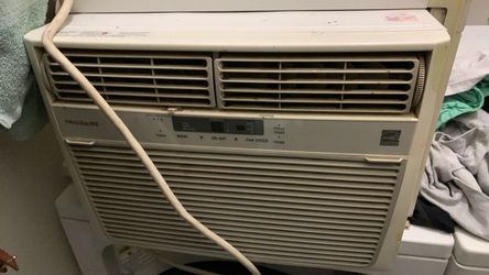Window AC