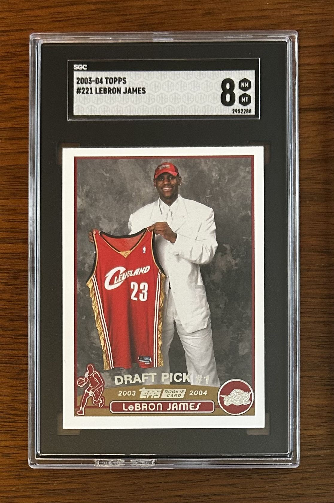 2003-04 Topps LeBron James RC SGC 8
