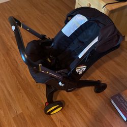 Doona Stroller And Car Seat 