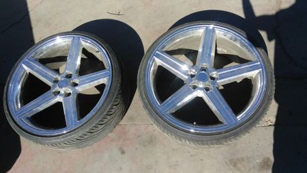 (2) 255/30ZR24 tires and rims
