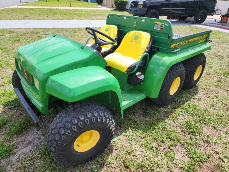 John Deere Gator 4X6