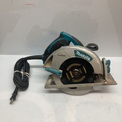 Makita 5007MG Circular Saw 